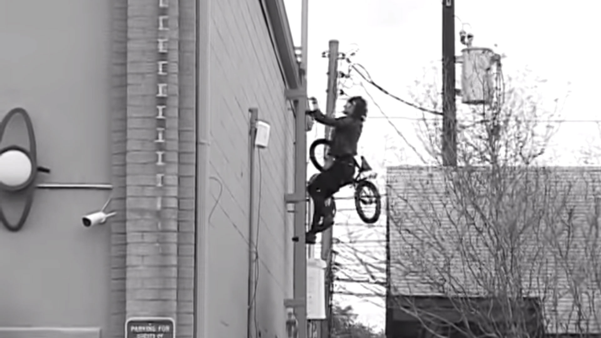 SEAN BURNS – ECLAT BMX