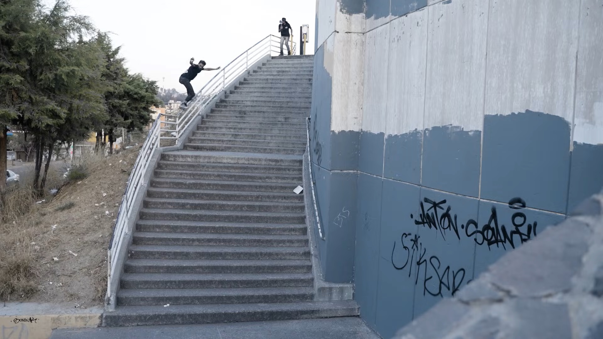 Julien Cudot – Foot Moon